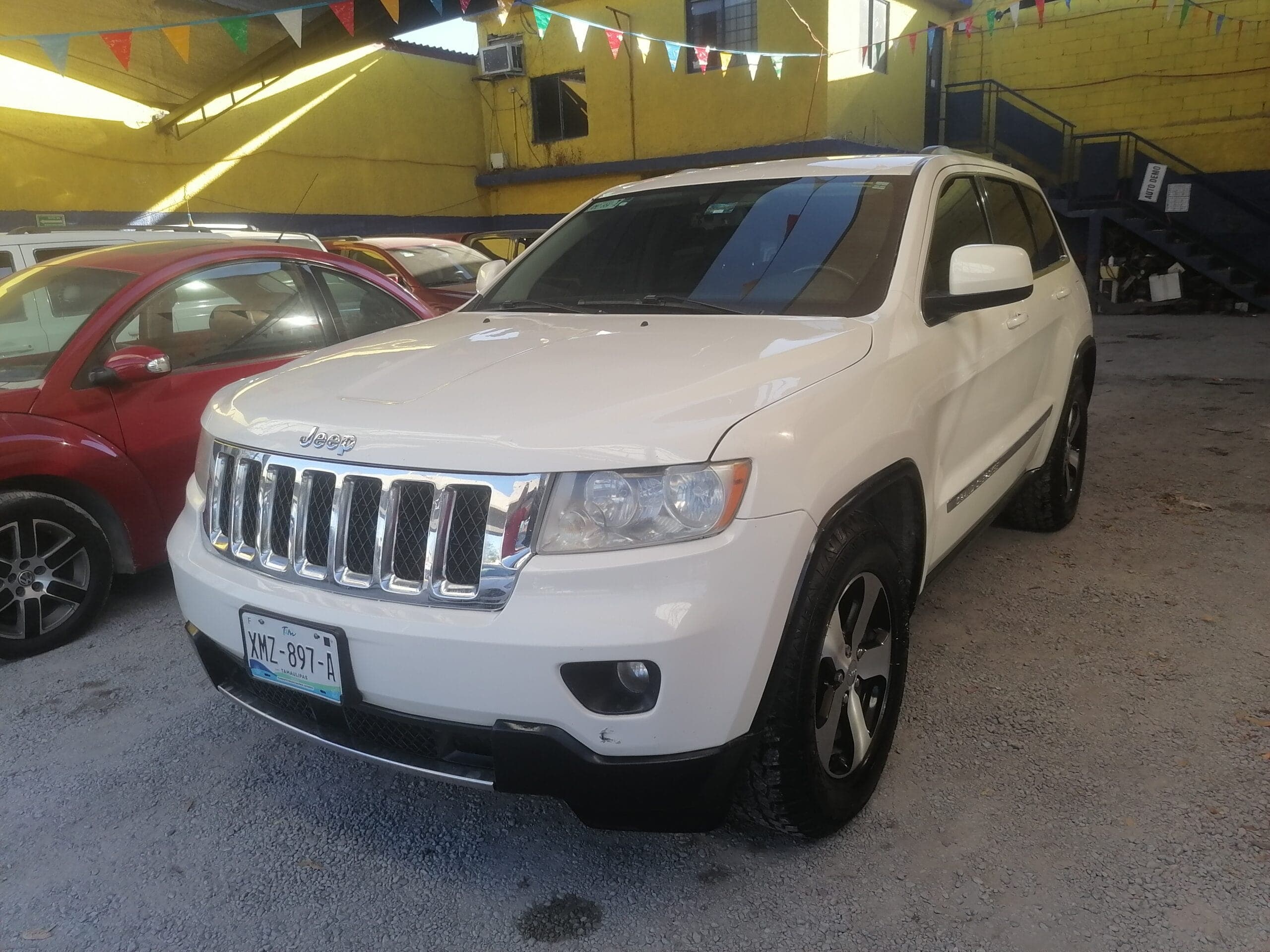 JEEP GRAND CHEROKEE 4X4 LAREDO