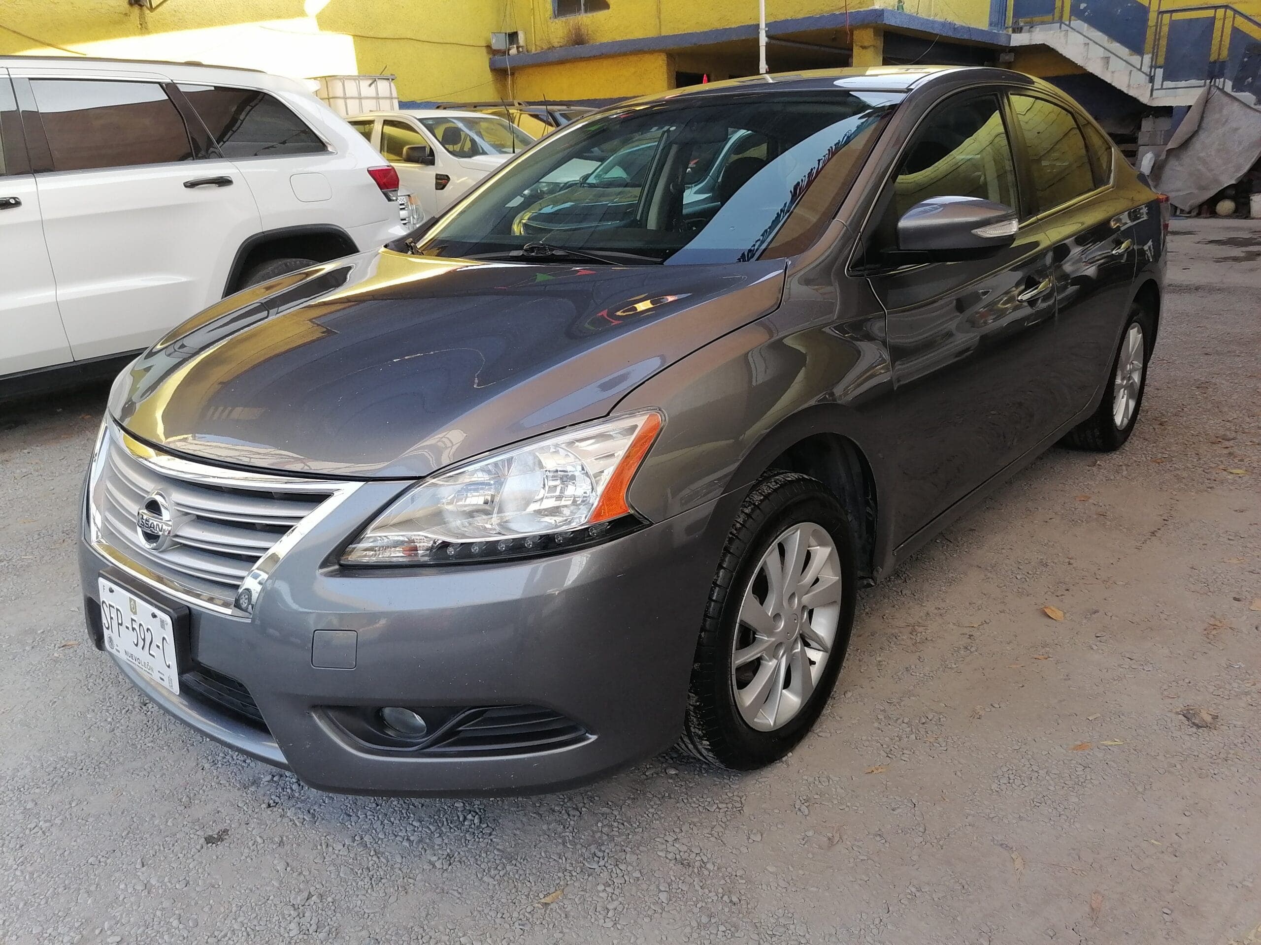 NISSAN SENTRA — foto 1